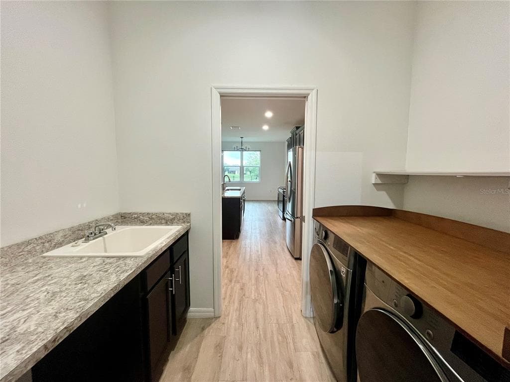13554 MARILYN COURT photo 15