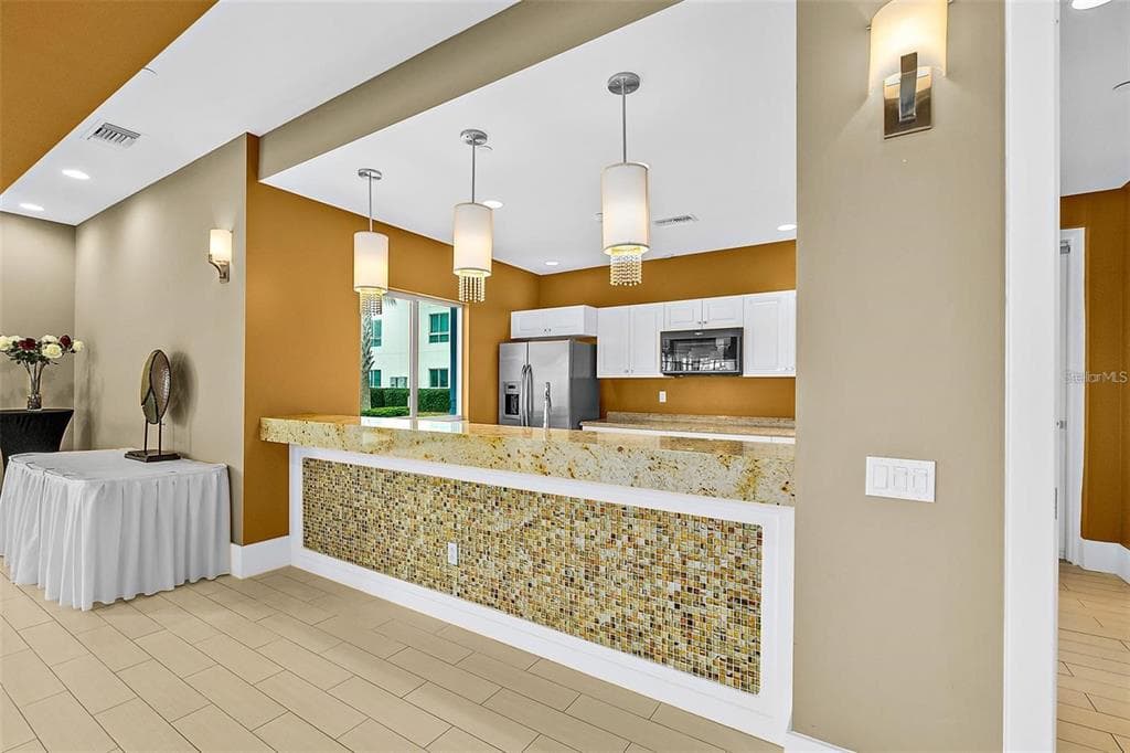 241 RIVERSIDE DRIVE 2308 photo 19