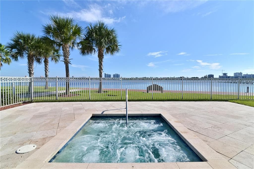241 RIVERSIDE DRIVE 2308 photo 21