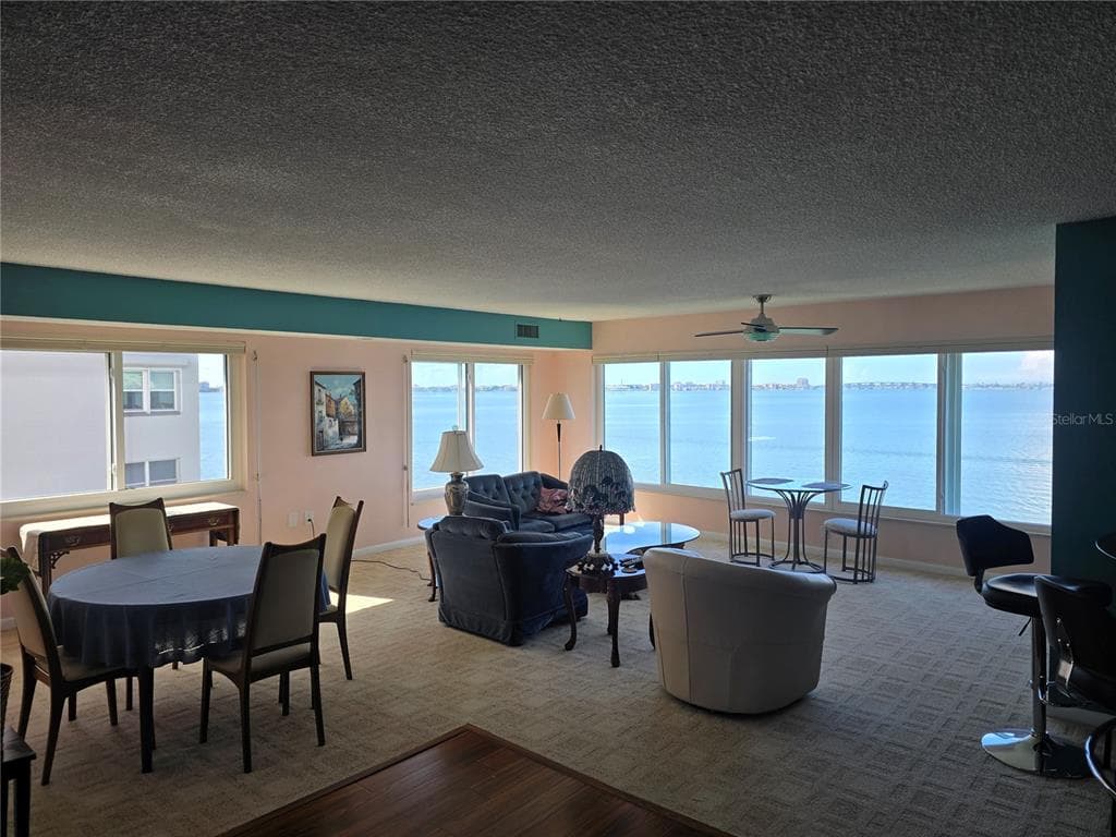 5980 SHORE BOULEVARD S 501 photo 2