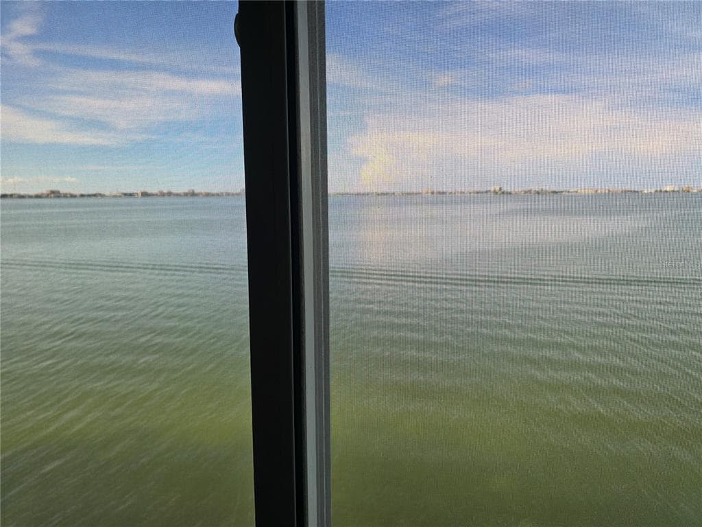 5980 SHORE BOULEVARD S 501 photo 9