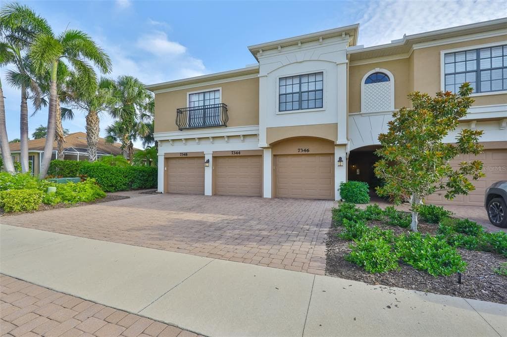 7344 SKYBIRD ROAD photo 1