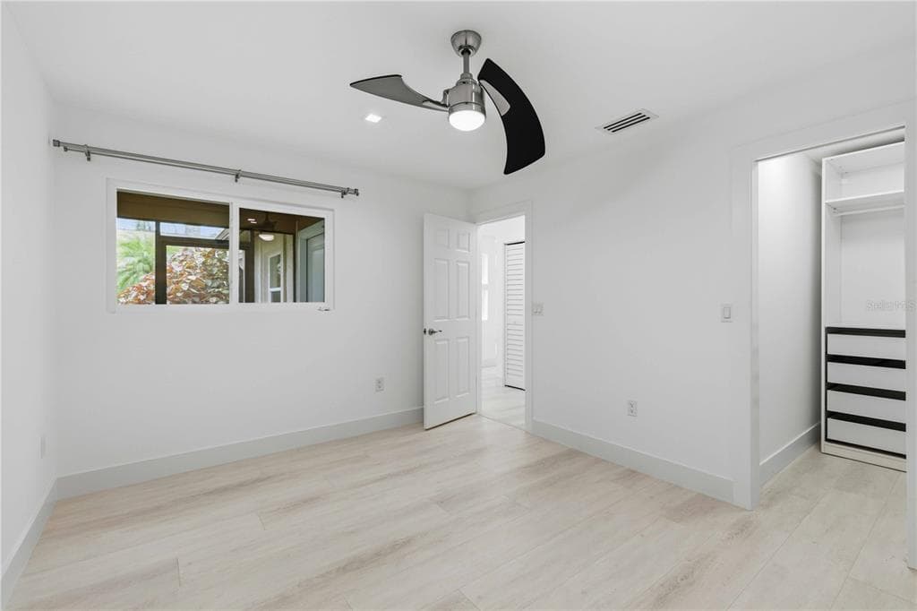 4756 OAK HILL DRIVE 16 photo 18