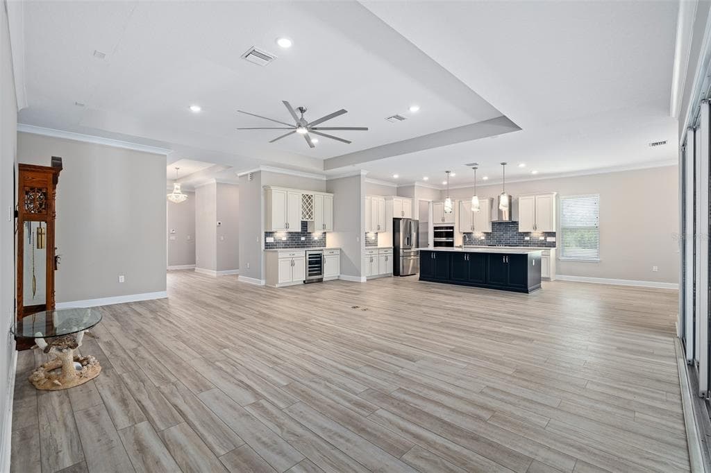 83 REVERIE DRIVE N photo 13