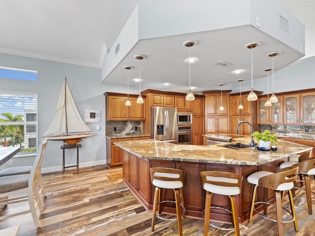 15709 CENTURY DRIVE photo 10
