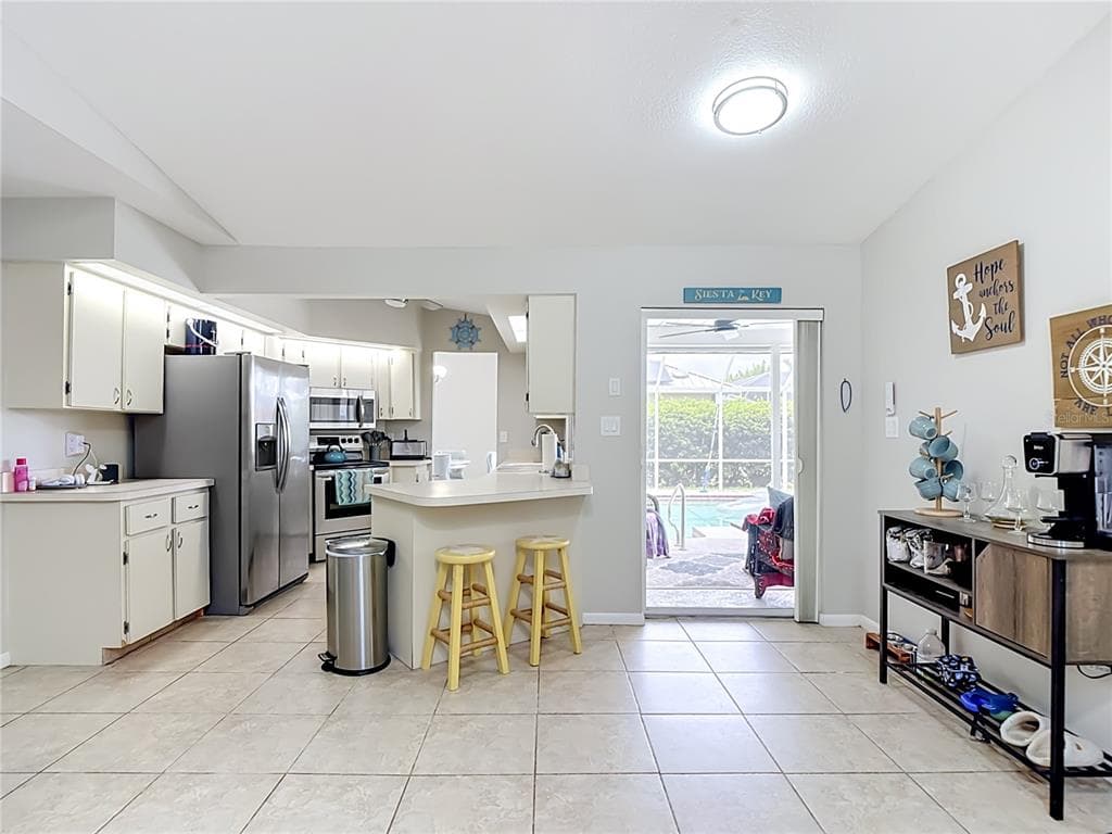 1438 SEA FAN DRIVE photo 23