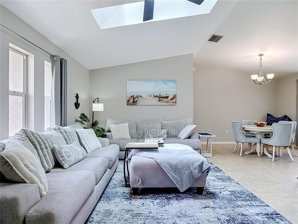 1438 SEA FAN DRIVE photo 6