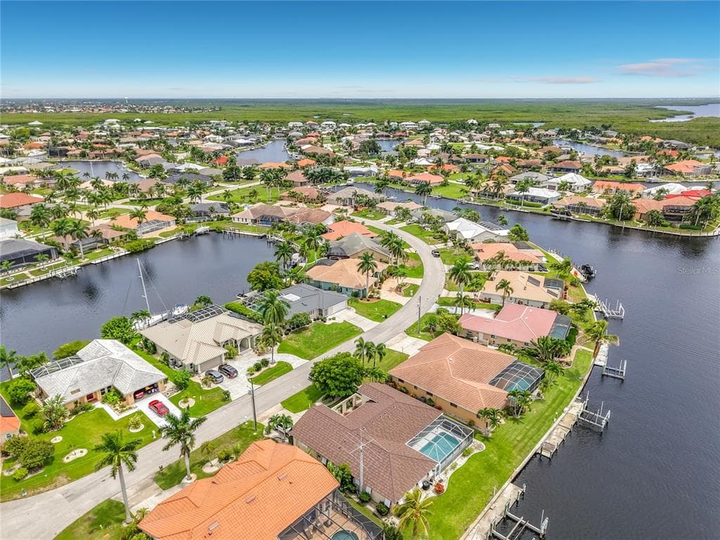 1438 SEA FAN DRIVE photo 1