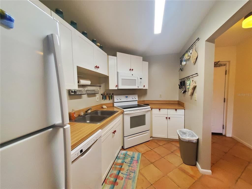 1515 PINELLAS BAYWAY S 17 photo 9