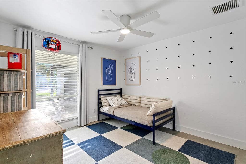 4091 13TH WAY NE photo 23