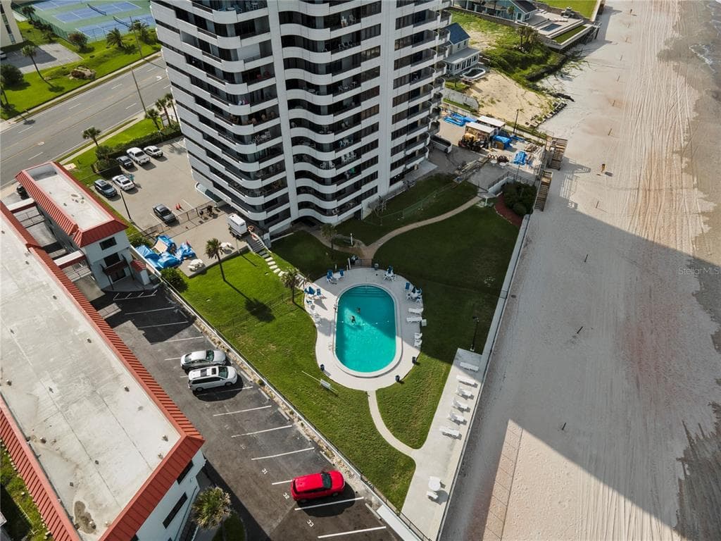 1420 N ATLANTIC AVENUE 703 photo 7
