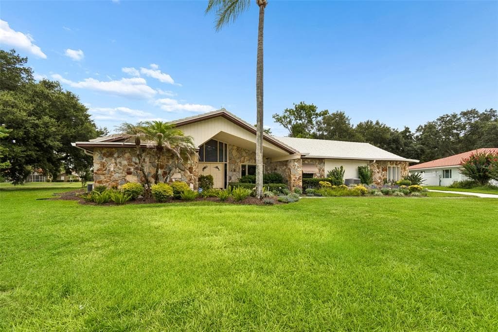 2364 VIOLET PL photo 2