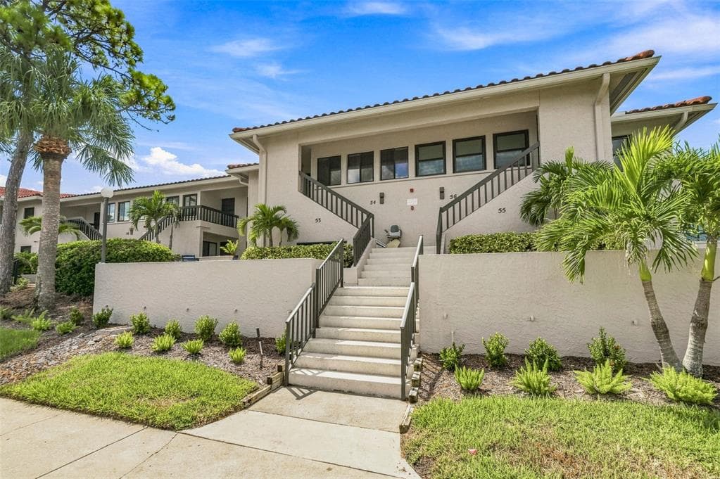 1805 MARINER DRIVE 53 photo 3