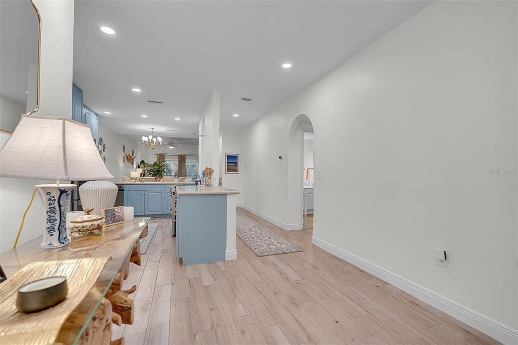 4104 128TH STREET W 702 photo 6