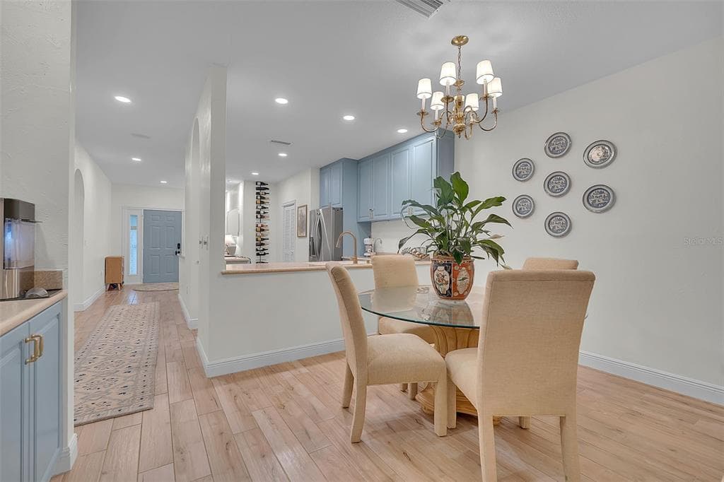 4104 128TH STREET W 702 photo 16