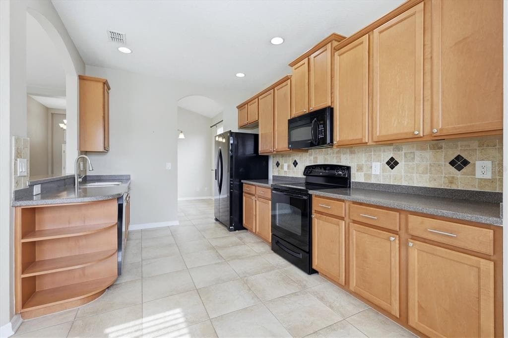 7117 50TH AVENUE CIRCLE E photo 16