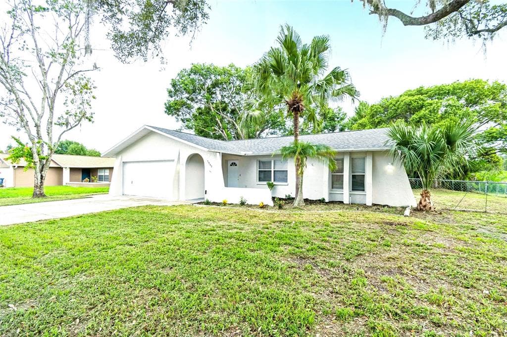 7949 KNIGHT DRIVE photo 1