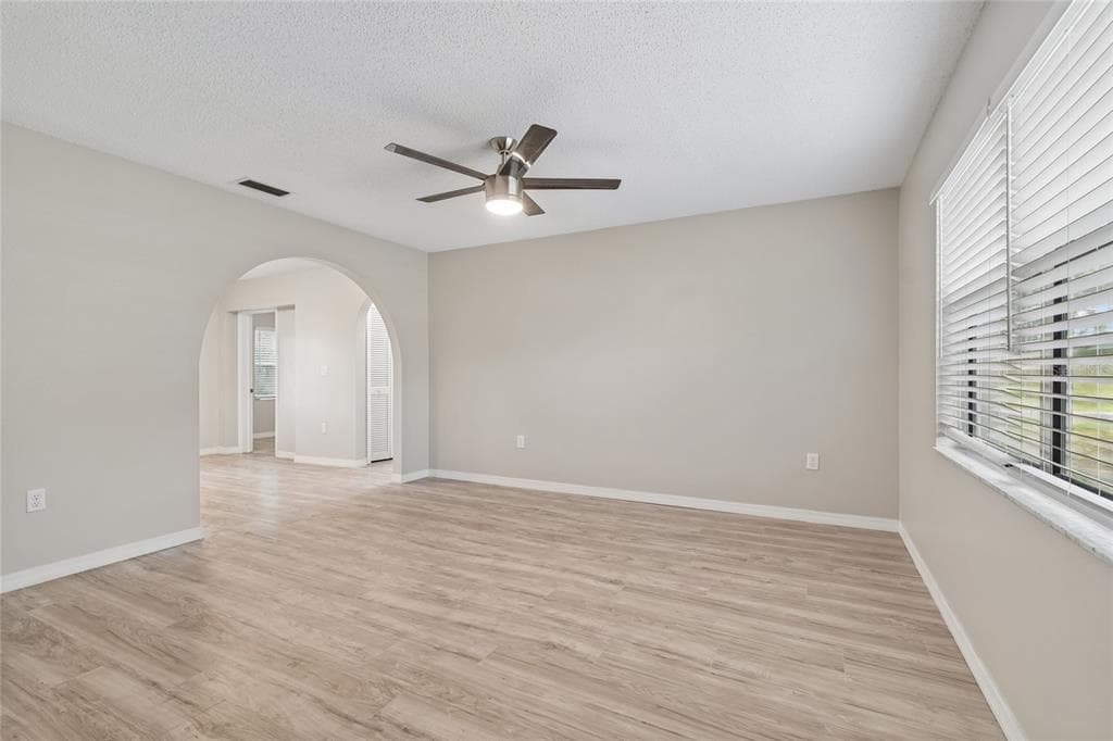 7949 KNIGHT DRIVE photo 11