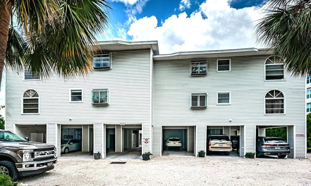 20019 GULF BOULEVARD 9 photo 2