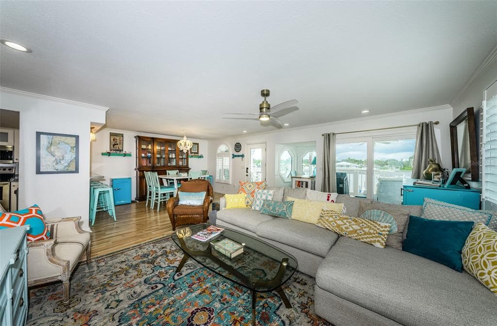 20019 GULF BOULEVARD 9 photo 4