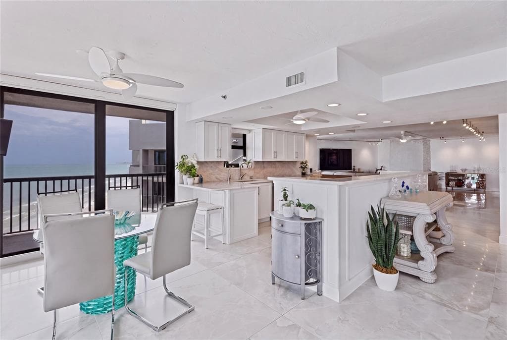 1660 GULF BOULEVARD PH1 photo 16