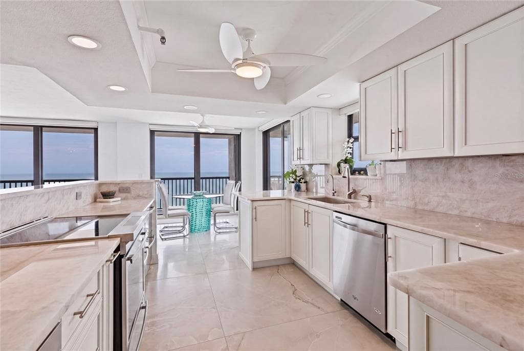 1660 GULF BOULEVARD PH1 photo 15