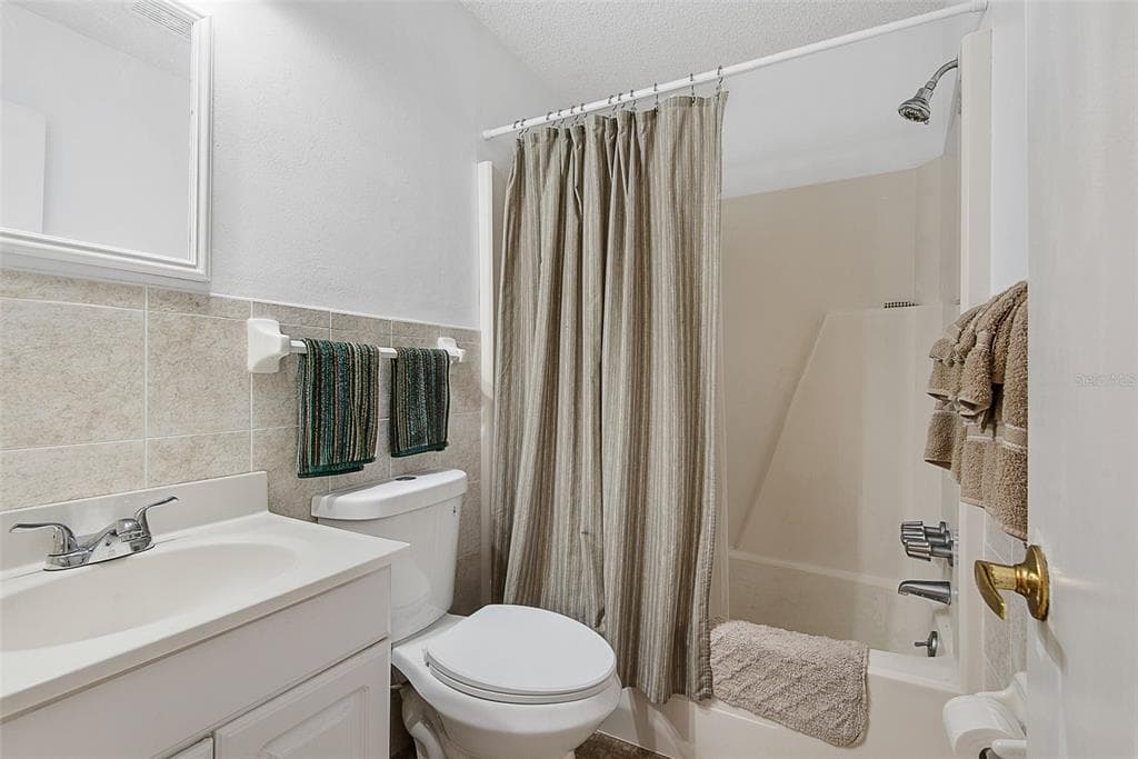 309 CYPRESS STREET photo 23