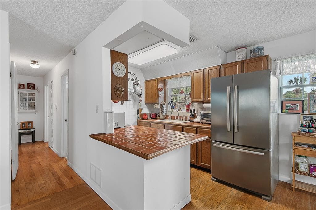 309 CYPRESS STREET photo 6
