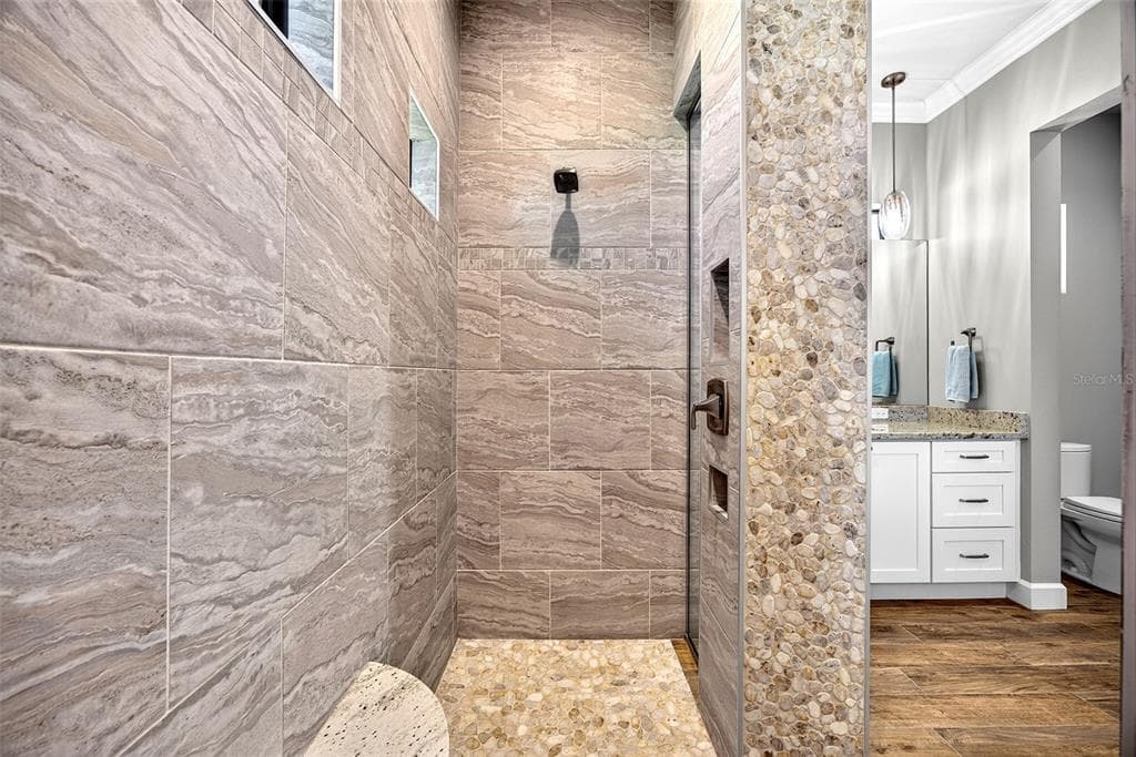 1340 MEDITERRANEAN DRIVE photo 23