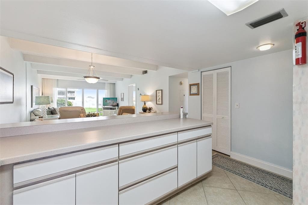4821 SAXON DRIVE B103 photo 18
