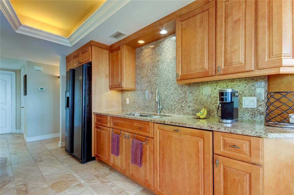 3820 GULF BOULEVARD 608 photo 16
