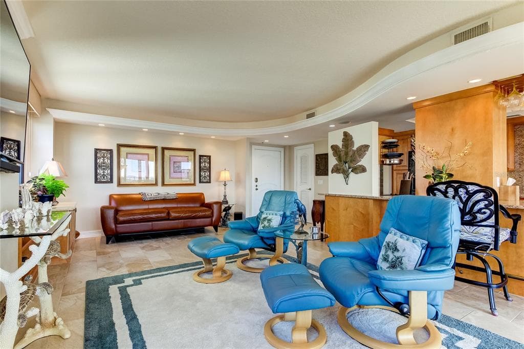 3820 GULF BOULEVARD 608 photo 5