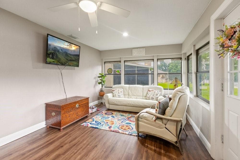 13502 WHITBY ROAD photo 5