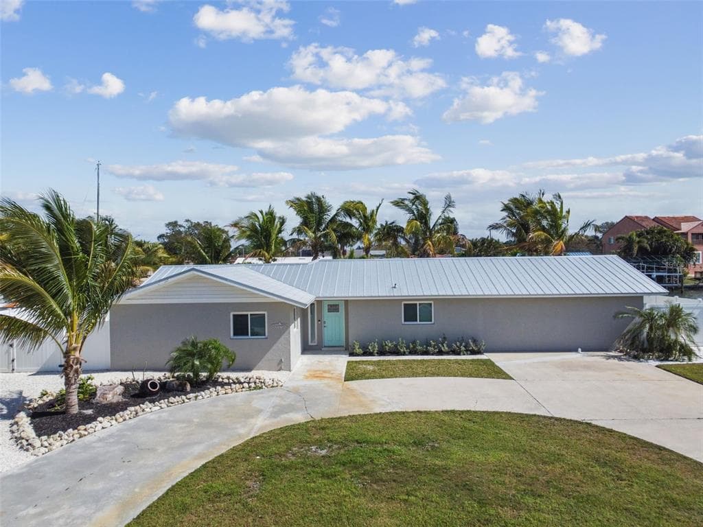 4900 ARLINGTON ROAD photo 2