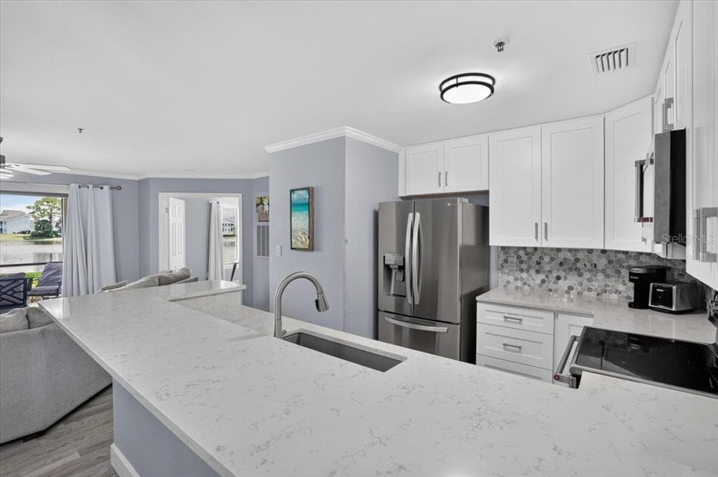 4045 CROCKERS LAKE BOULEVARD 14 photo 7