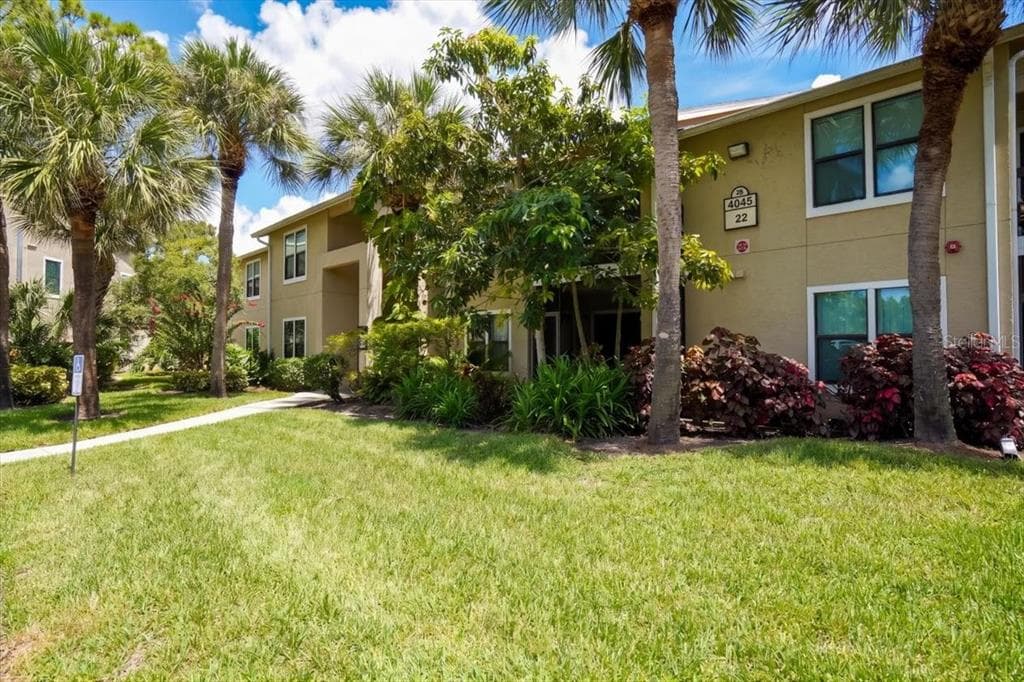 4045 CROCKERS LAKE BOULEVARD 14 photo 1