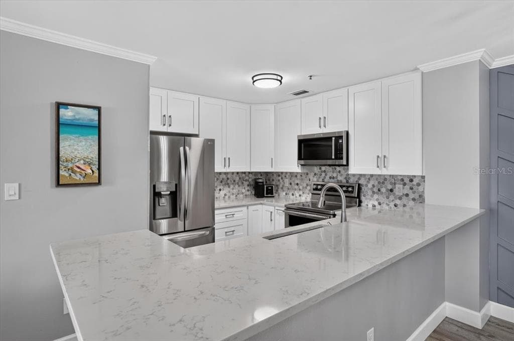 4045 CROCKERS LAKE BOULEVARD 14 photo 8