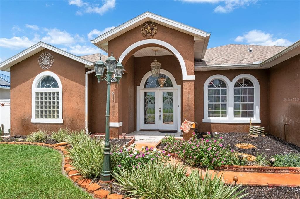 52 BUTTONWORTH DRIVE photo 6