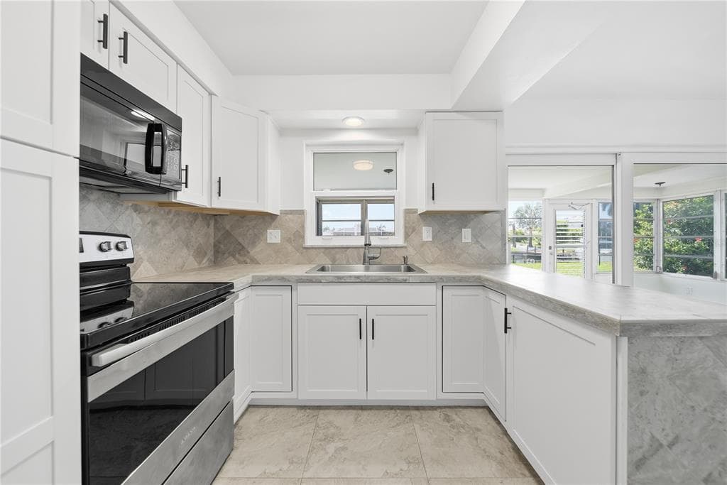 3106 SE 18TH PLACE photo 13