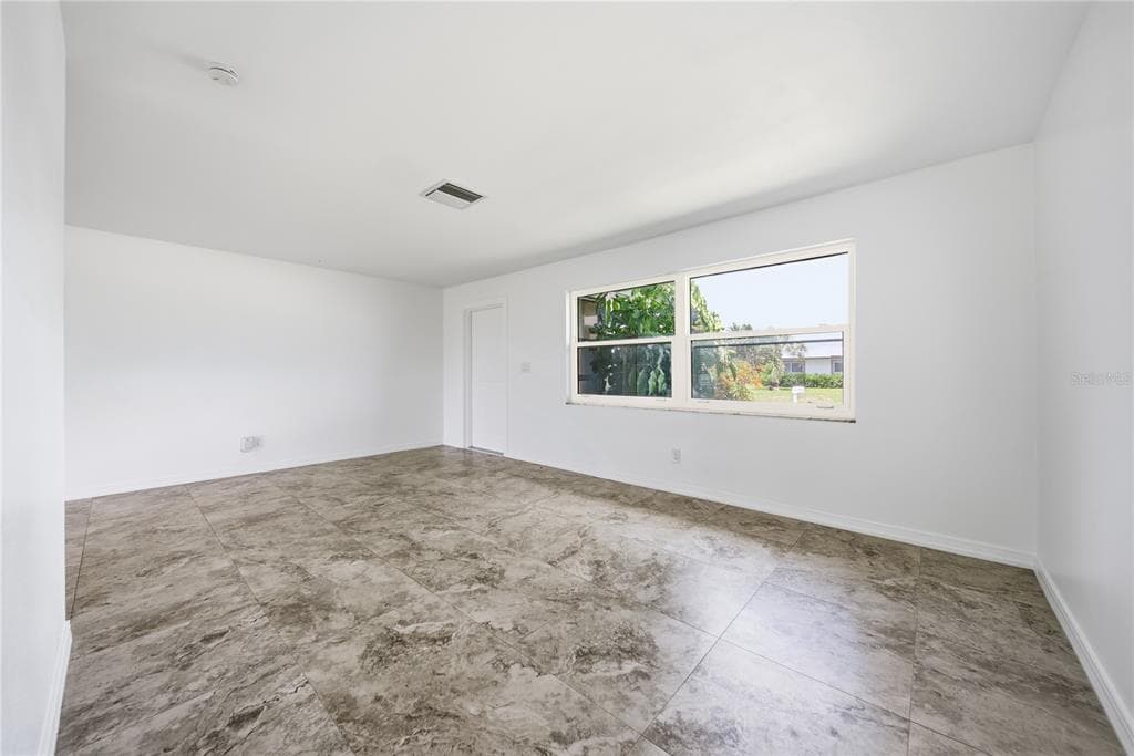 3106 SE 18TH PLACE photo 10