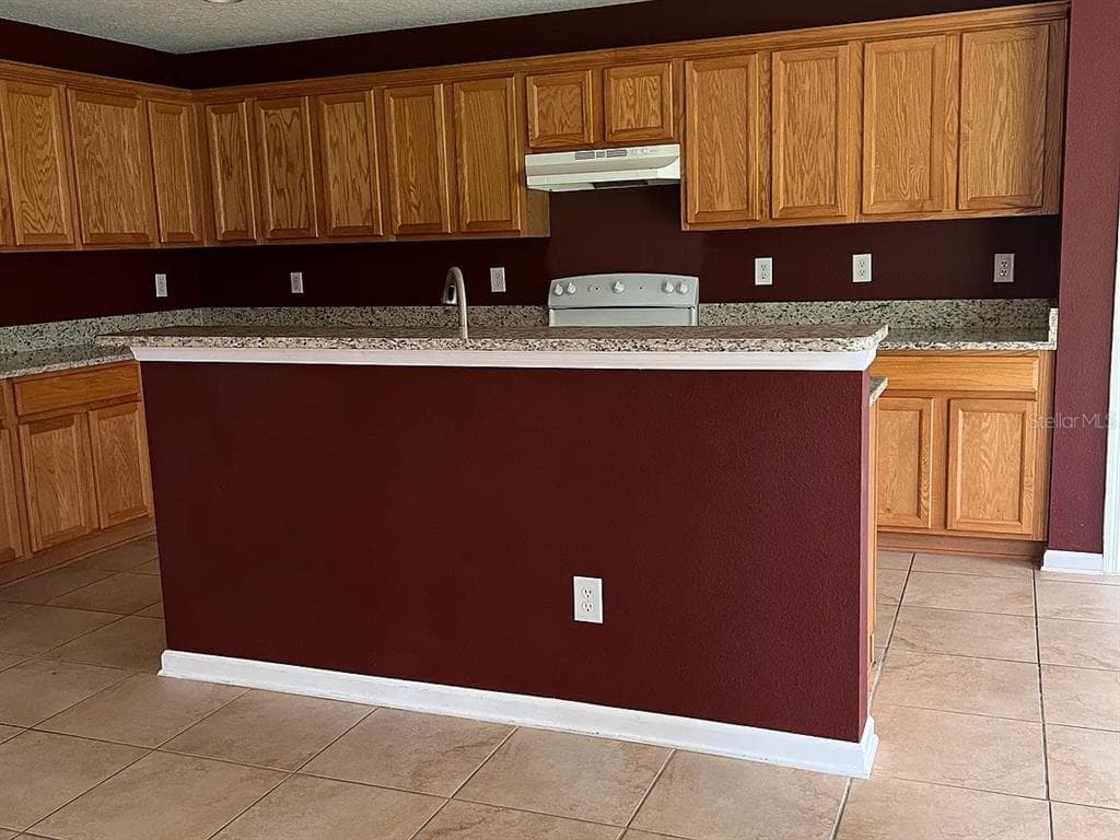 70 ROLLINS LANE photo 3