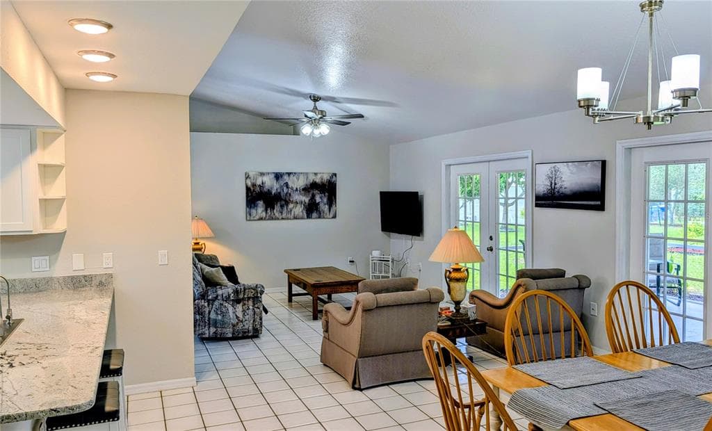 3331 TRAVERSE AVENUE photo 9