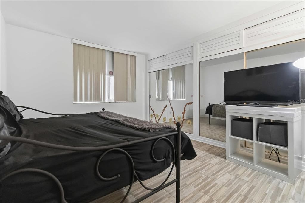 2800 N ATLANTIC AVENUE 1105 photo 13