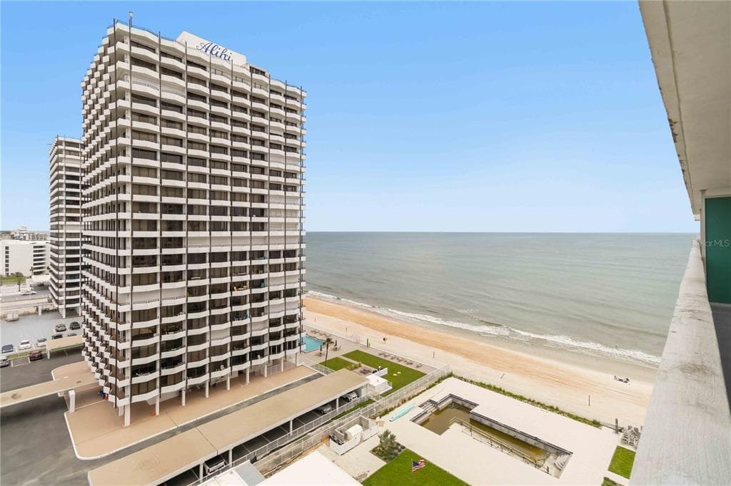 2800 N ATLANTIC AVENUE 1105 photo 17