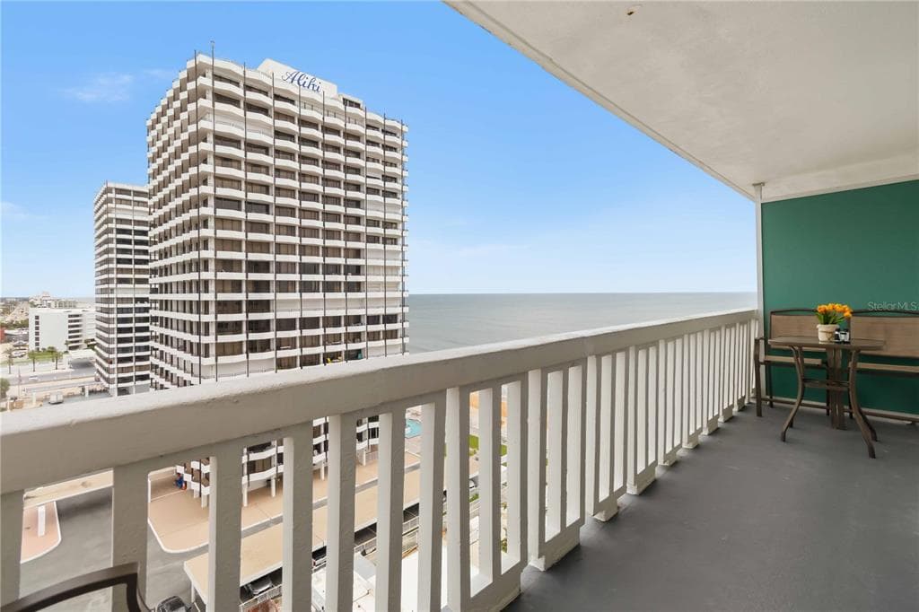2800 N ATLANTIC AVENUE 1105 photo 16