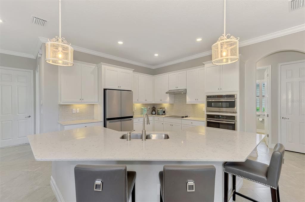10908 BULLRUSH DRIVE photo 21