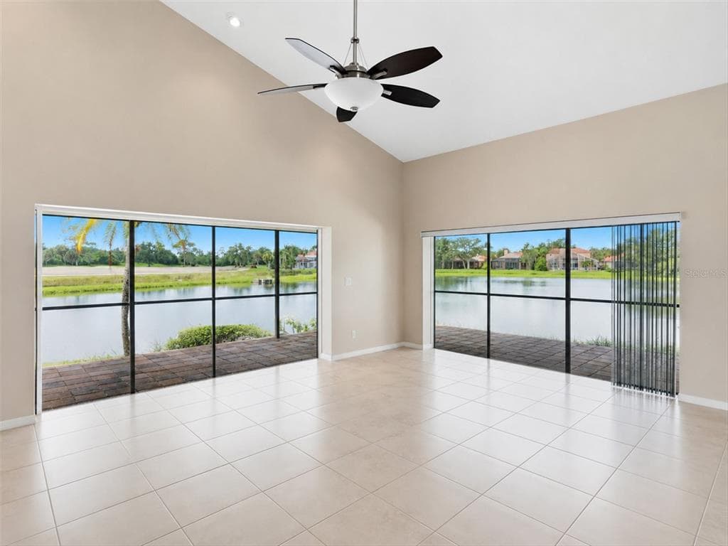 4300 CAMINO MADERA photo 12