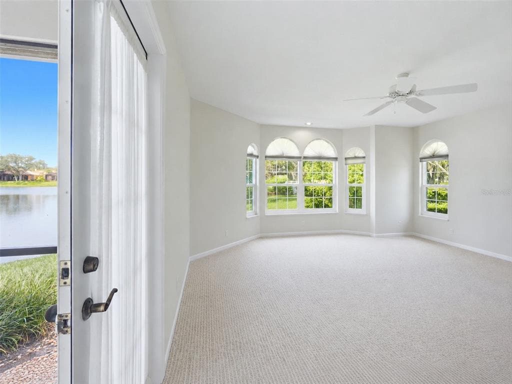 4300 CAMINO MADERA photo 22