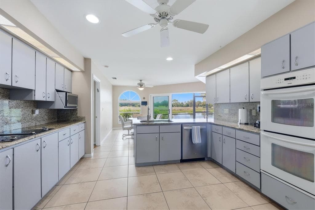 4300 CAMINO MADERA photo 19