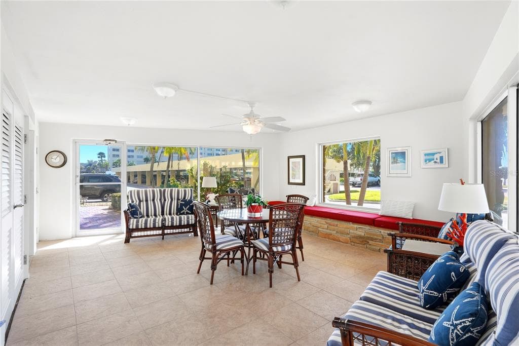 4725 COVE CIRCLE 306 photo 22